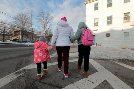Courts Decide Opposing White House on Deporting Central American Children and Venezuelan Nationals